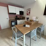 Le Nid Montois, 50m De La De La Baigneuse *