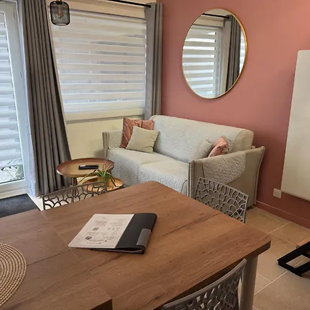 Daire Le Nid Montois, 50m De La De La Baigneuse *