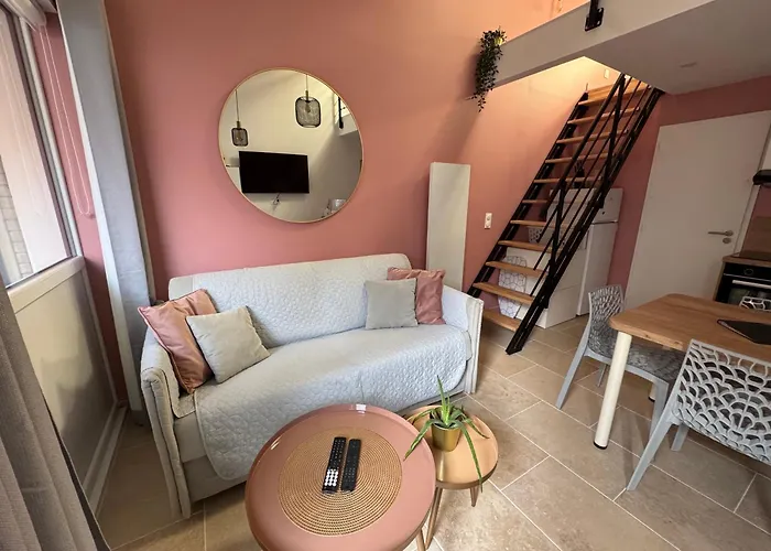 Le Nid Montois, 50m De La De La Baigneuse Daire *