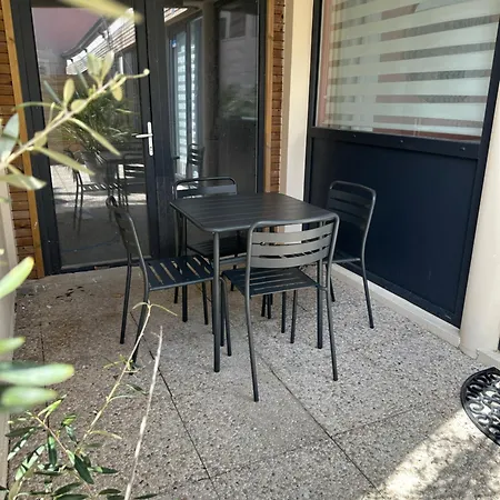 Le Nid Montois, 50m De La De La Baigneuse Apartment