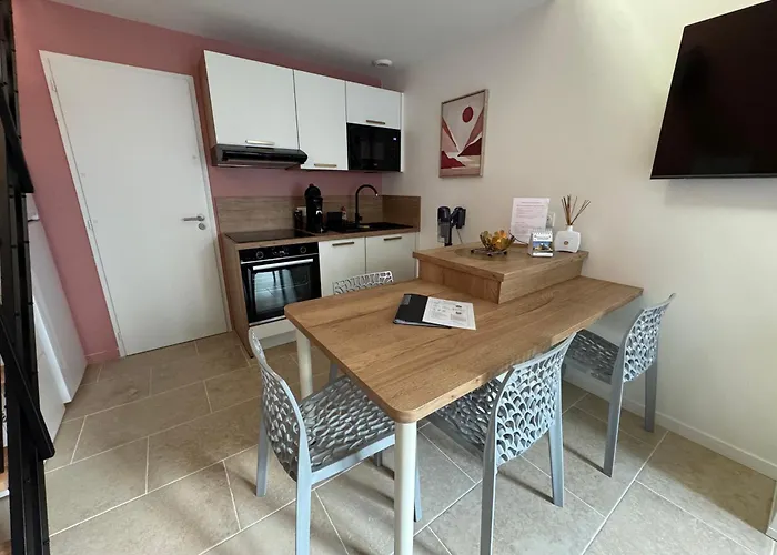 Le Nid Montois, 50m De La De La Baigneuse *